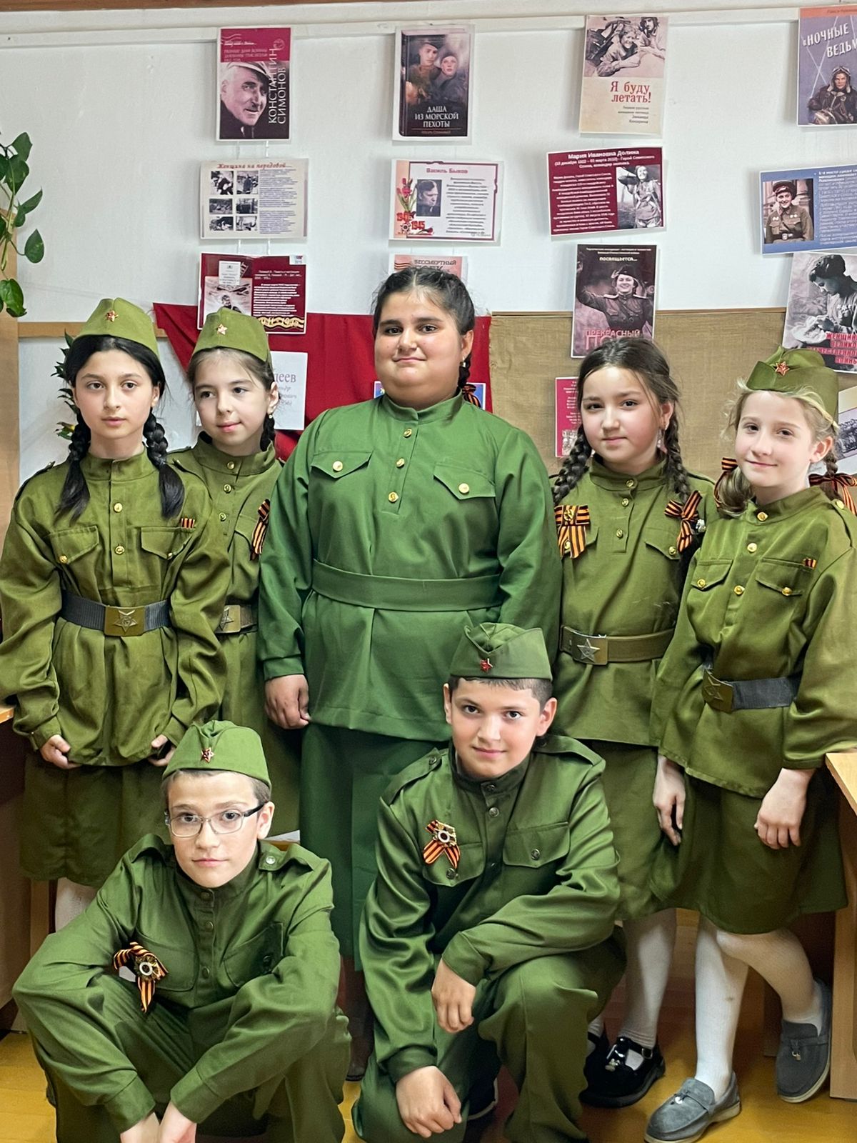Конкурс чтецов ко дню Победы.